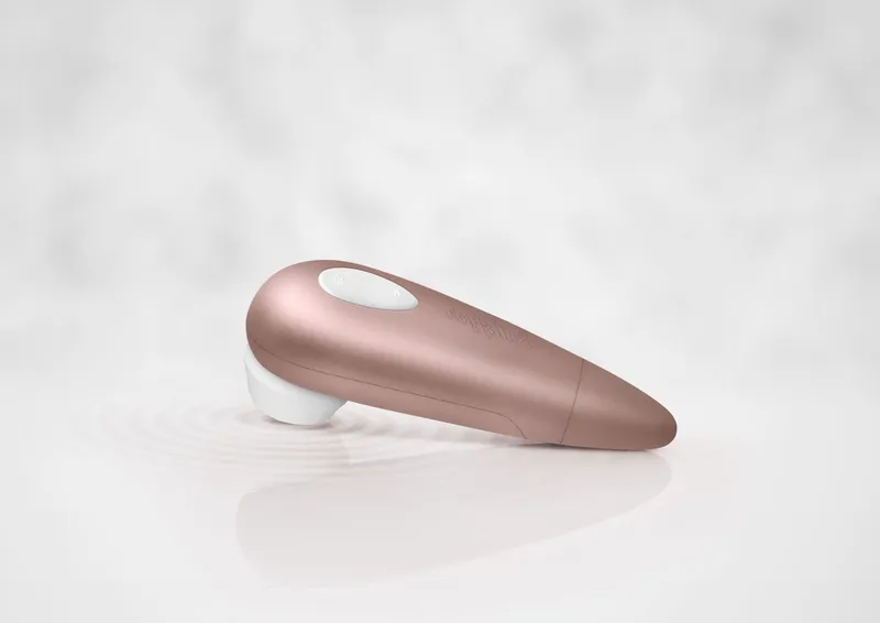 Вакуумний кліторальний стимулятор Satisfyer Number One, золотистий