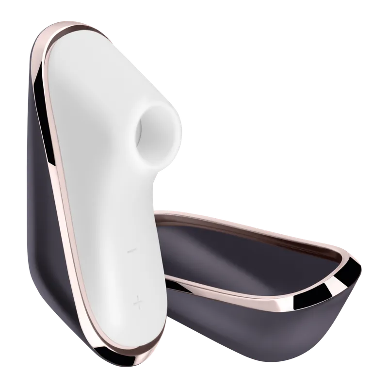 Вакуумний кліторальний стимулятор Satisfyer Pro Traveler, чорно-білий