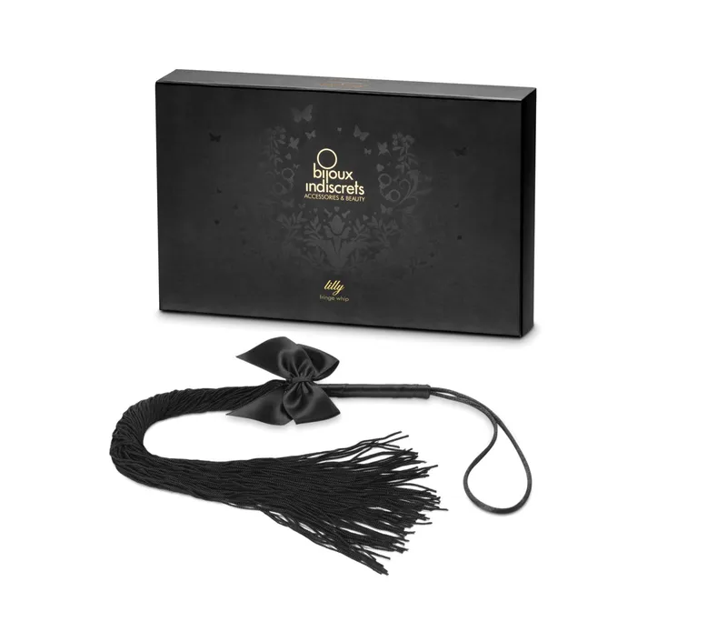 Плеть Bijoux Indiscrets Lilly Fringe whip чорна