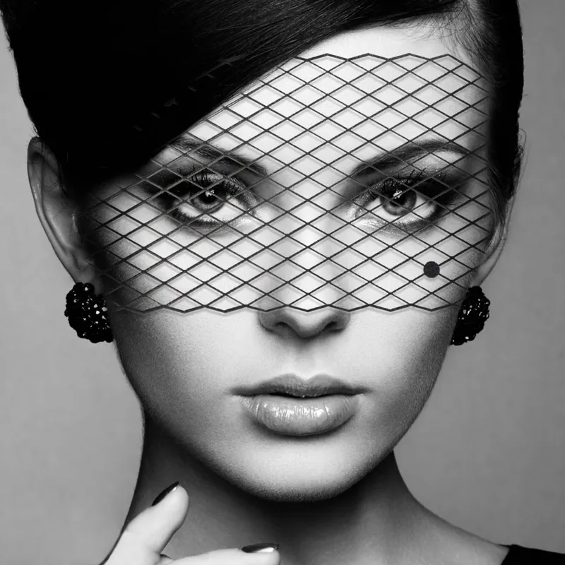 Маска на обличчя Bijoux Indiscrets Louise Mask, чорна