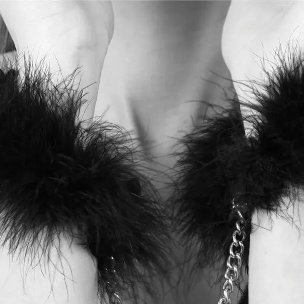 Наручники Bijoux Indiscrets Za za zu feather handcuffs, пір'яні, чорні