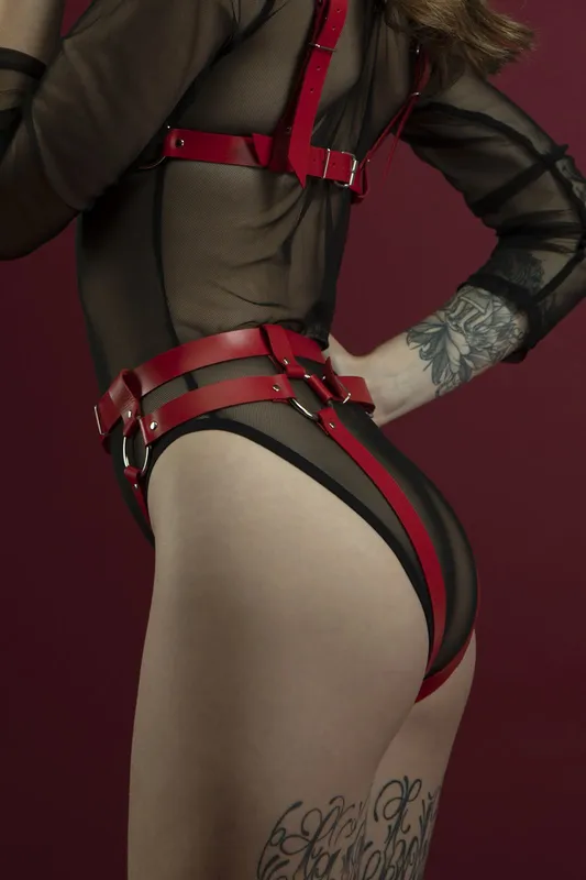 Гартери Feral Feelings - Belt Briefs, натуральна шкіра, червоний колір