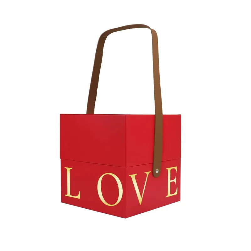 Подарункова коробка з ручкою LOVE, червона, S - 16,5х16,5х17 см
