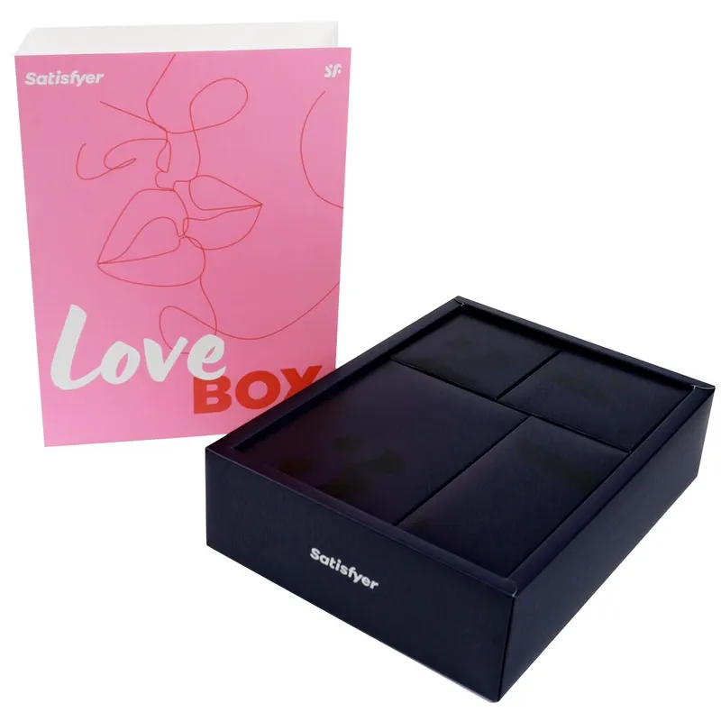 Подарунковий набір Satisfyer Love Box: іграшка для неї, для нього, білизна та мішечок