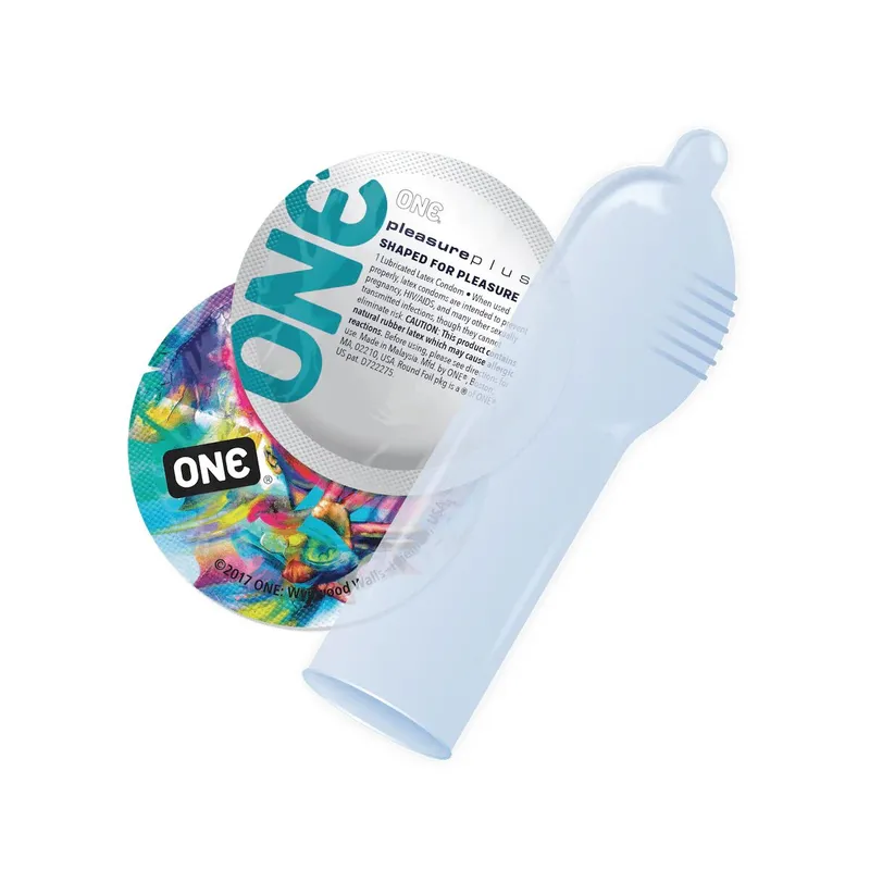 Презервативи ONE Pleasure Plus, 12 шт, з ребристою ділянкою на кінці, тубус