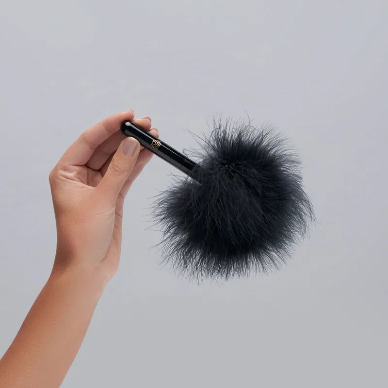 Лоскотка YESforLOV CARESSING FEATHER, перо індички, 11 см