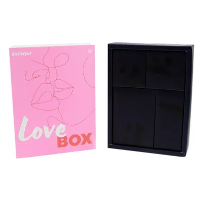 Подарунковий набір Satisfyer Love Box: іграшка для неї, для нього, білизна та мішечок