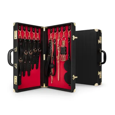 Набір для BDSM Bedroom Fantasies: Bondage Suitcase 13 Pcs, натуральна шкіра